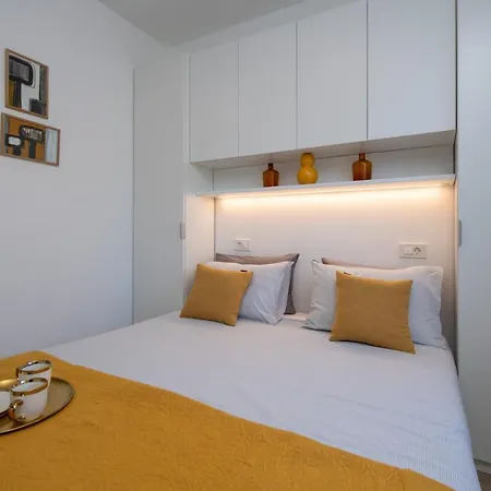 Villa Silentio For 5 Persons With Whirlpool And Large Garden Only 3 Km From The *